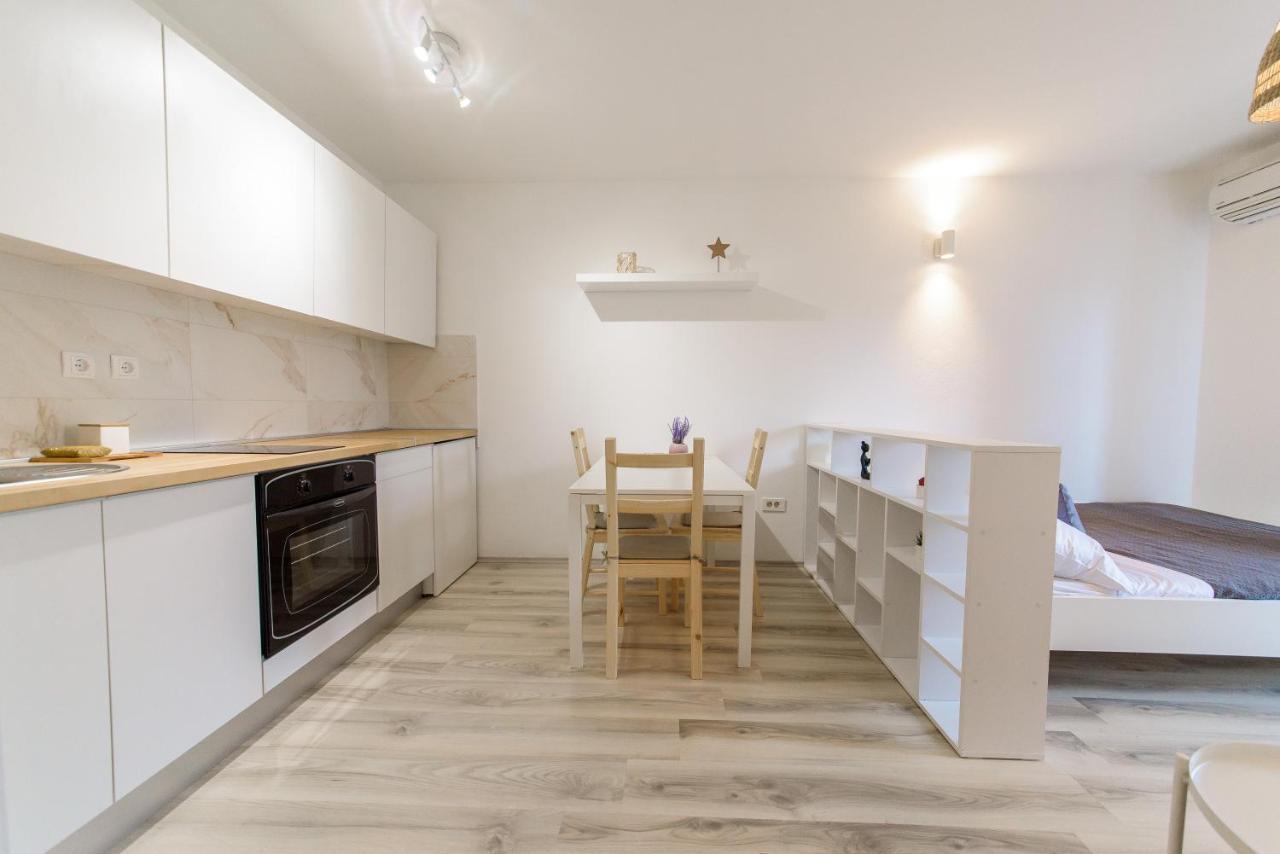 Donata Apartments Zadar Exterior photo